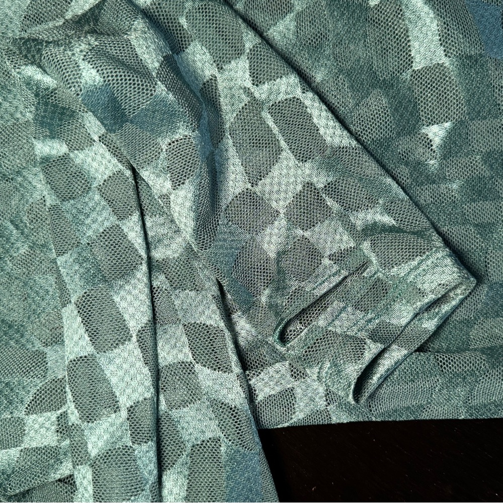 Collina Strada Turquoise Mesh Top - Picture 5 of 7